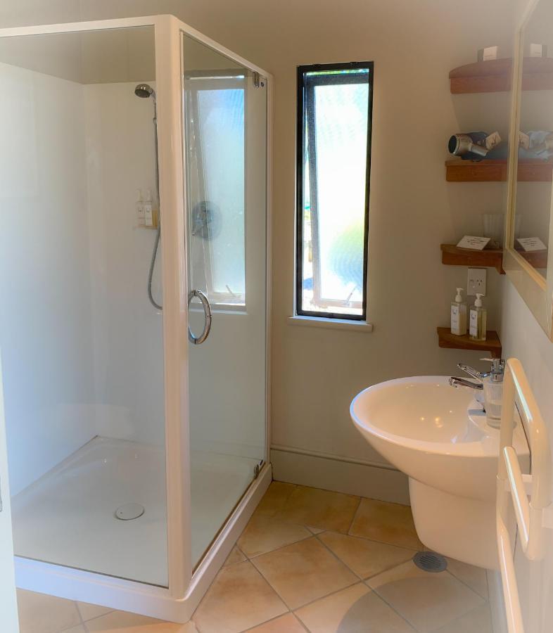 Windhover Suites Tasman Dış mekan fotoğraf