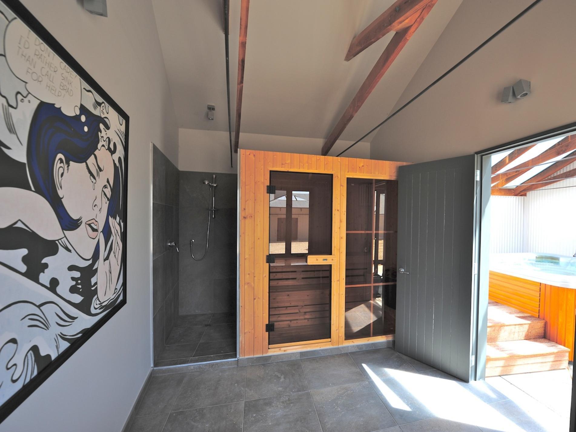 Windhover Suites Tasman Dış mekan fotoğraf
