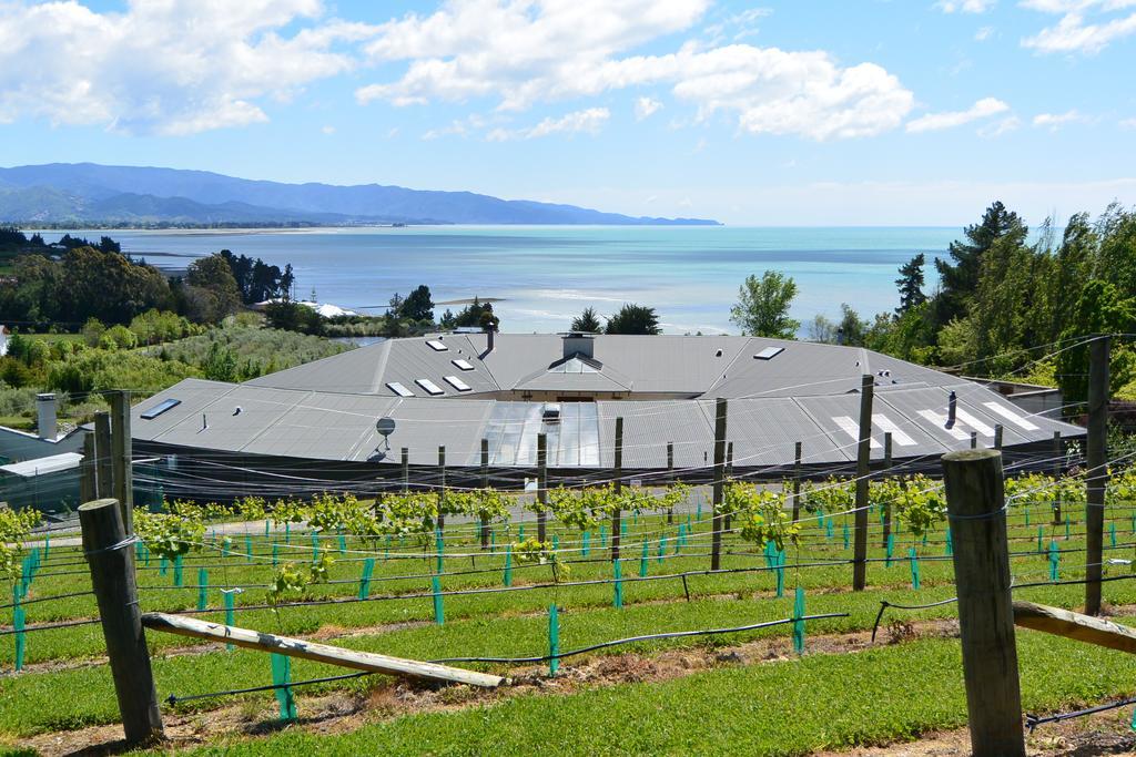 Windhover Suites Tasman Dış mekan fotoğraf