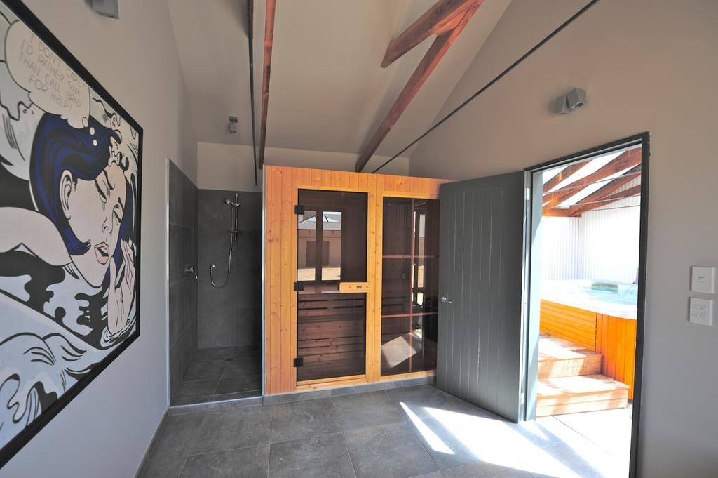 Windhover Suites Tasman Dış mekan fotoğraf